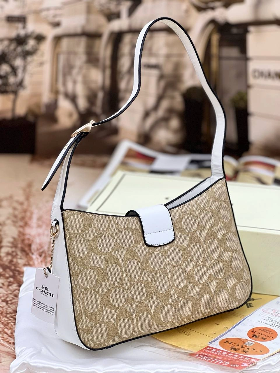 کیف دوشی برند کوچ