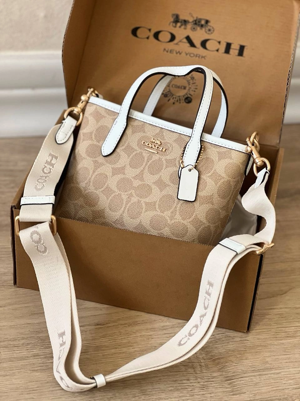 کیف نسکافه ای مستر کوالیتی coach