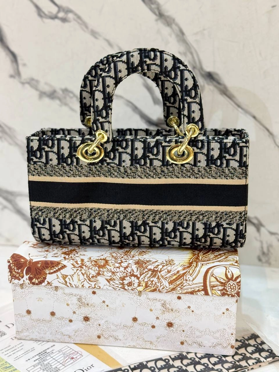 کیف برند dior