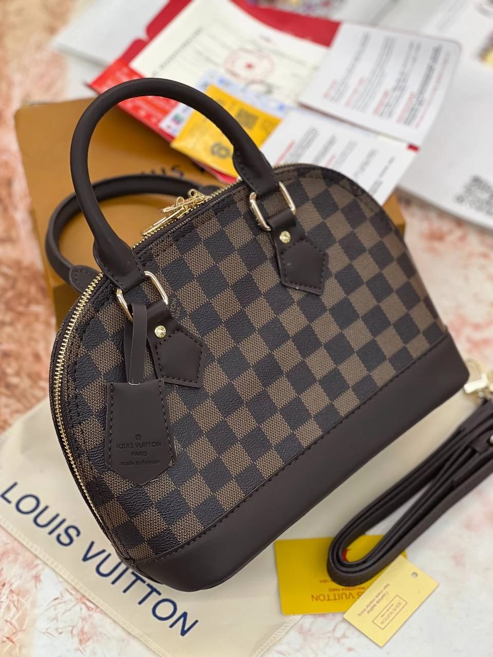 کیف برند LV
